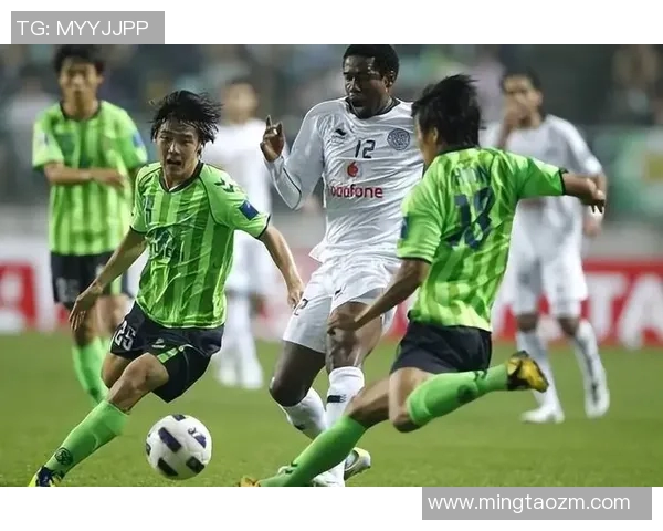 威宁顿凤凰迎战墨尔本城争夺胜利展开激烈对决